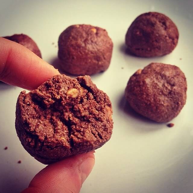 chocolate protein Balls